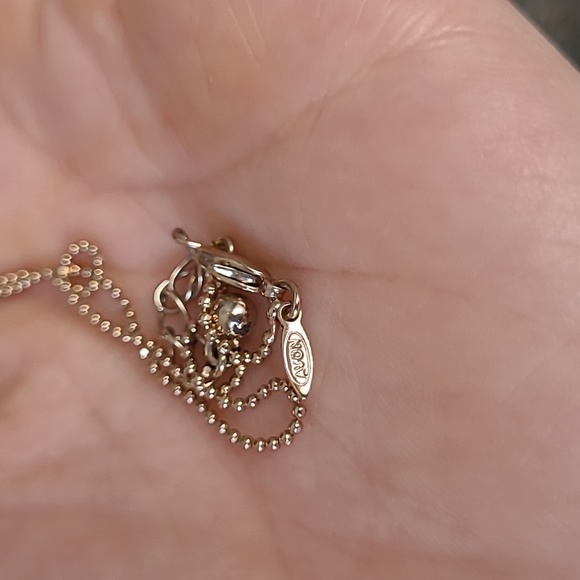 Anklet from Avon - Gold Ball Charm - Picture 6 of 7